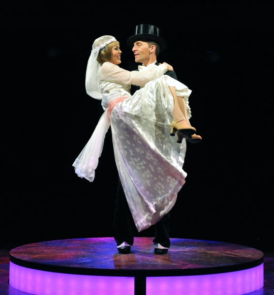 Photo Flash: First Look at Marriott Theatre's MY ONE AND ONLY Image