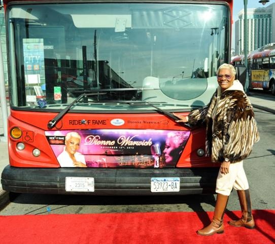 Photo Flash: Dionne Warwick Celebrates New Album with Gray Line New York 'Ride of Fame' Image