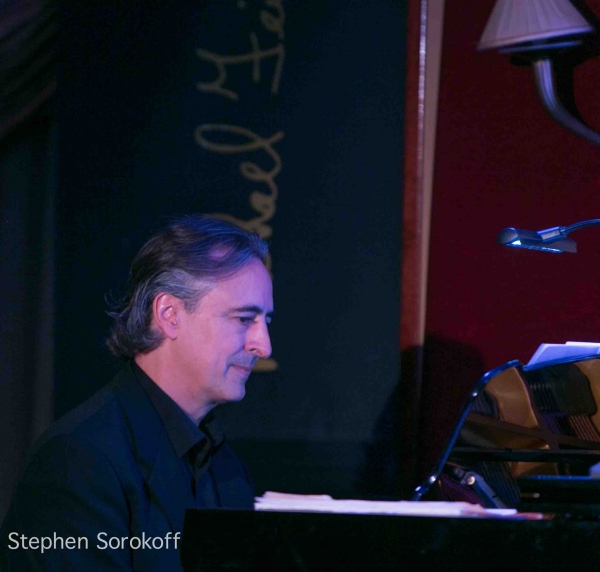 Photo Coverage: Peter Gallagher Brings HOW'D ALL YOU PEOPLE GET IN MY ROOM? to Feinstein's Image