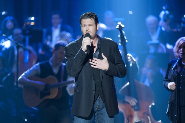 Photo Flash: First Look - BLAKE SHELTON'S NOT-SO-FAMILY CHRISTMAS on NBC Image