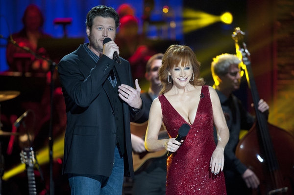 Photo Flash: First Look - BLAKE SHELTON'S NOT-SO-FAMILY CHRISTMAS on NBC Image