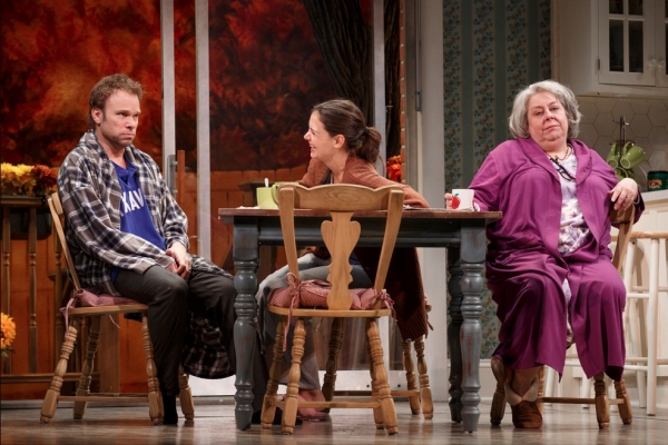 Photo Flash: First Look at Katie Holmes, Norbert Leo Butz and More in DEAD ACCOUNTS on Broadway! Image