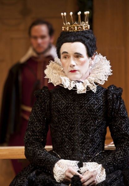 Photo Flash: First Look at Johnny Flynn, Stephen Fry and More in TWELFTH NIGHT at the Apollo Theatre Image