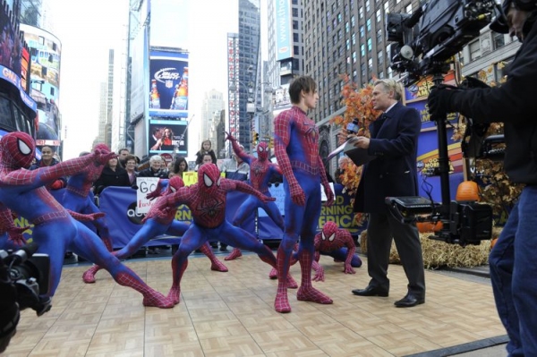 Photo Flash: Cast of SPIDER-MAN Unveils 2013-14 BC/EFA Calendar on GOOD MORNING AMERICA Image