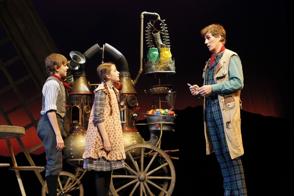 Photo Flash: First Look at David Hobson, Rachael Beck and More in CHITTY CHITTY BANG BANG Image