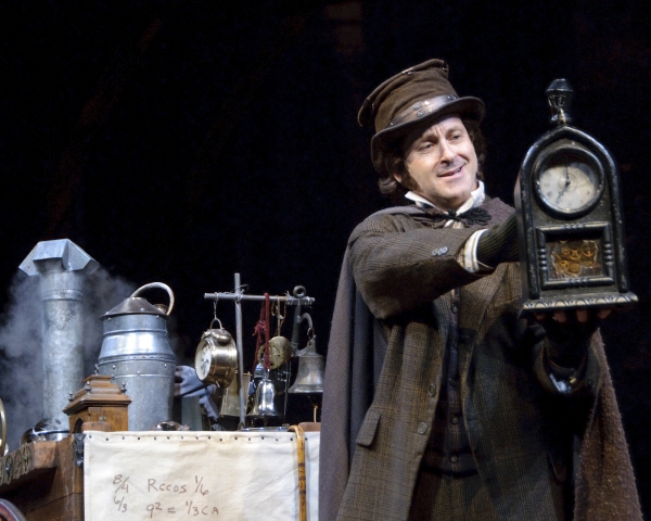 Photo Flash: First Look at Alley Theatre's A CHRISTMAS CAROL 