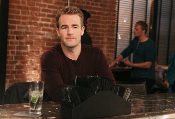 Photo Flash: DON'T TRUST THE B---- IN APARTMENT 23's 'Mean Girls...', Airs 12/11 Image