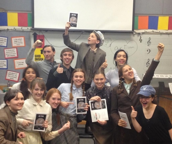 Photo Flash: Saturday Intermission Pics, Nov 17, Part 2 - EVITA Channels THE PERFORMERS, PHANTOM Does TWILIGHT & More! Image