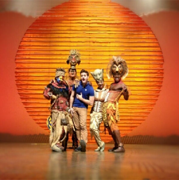 Photo Flash: Saturday Intermission Pics, Nov 17, Part 2 - EVITA Channels THE PERFORMERS, PHANTOM Does TWILIGHT & More! Image