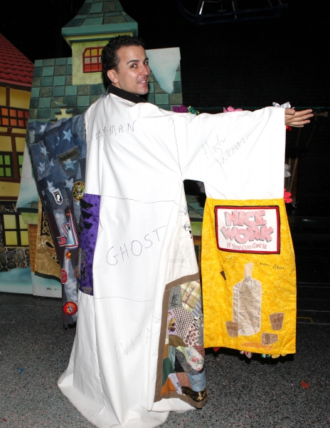 Exclusive Photo Coverage: Inside ELF's Gypsy Robe Ceremony Image
