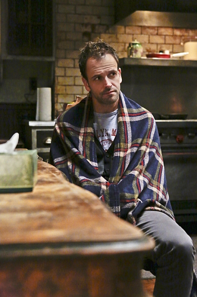 Photo Flash: First Look - ELEMENTARY's 'You Do It To Yourself,' Airs 12/6 