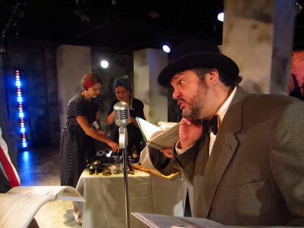 Photo Flash: First Look at Maryland Ensemble Theatre's IT'S A WONDERFUL LIFE: A LIVE RADIO PLAY Image
