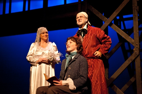 Photo Flash: Maryland Ensemble Theatre Opens A CHRISTMAS CAROL Image