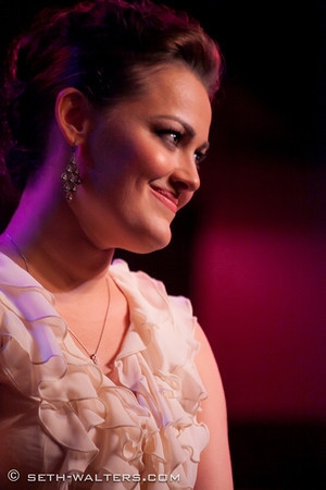 Photo Flash: Ashley Brown's BROADWAY AT BIRDLAND Debut Image