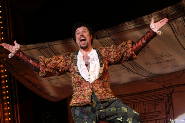 Photo Flash: First Look at KISS ME, KATE on the West End! Image