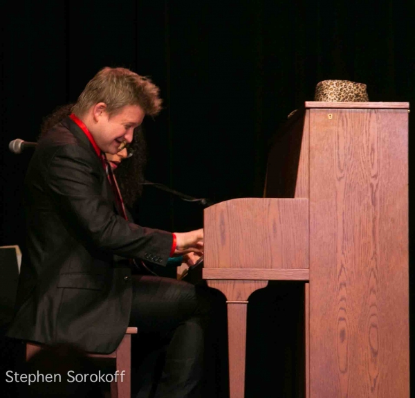 Photo Coverage: Jackie Hoffman, Tony Sheldon, and More Take Part in Actors Temple Benefit 