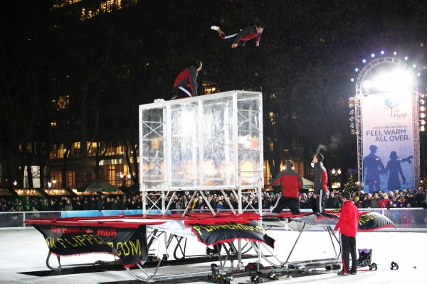 Photo Coverage: Bryant Park's Citi Pond Holiday Tree Lighting Ceremony Image