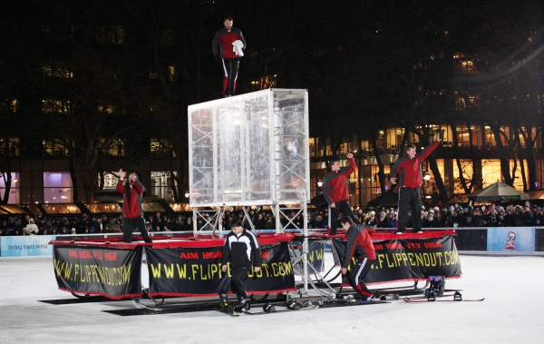 Photo Coverage: Bryant Park's Citi Pond Holiday Tree Lighting Ceremony Image