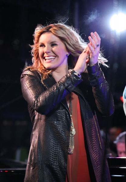 Photo Coverage: Bryant Park's Citi Pond Holiday Tree Lighting Ceremony Image