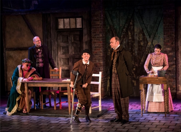 Photo Flash: First Look at CTG/Second City's A CHRISTMAS CAROL: TWIST YOUR DICKENS in LA! 