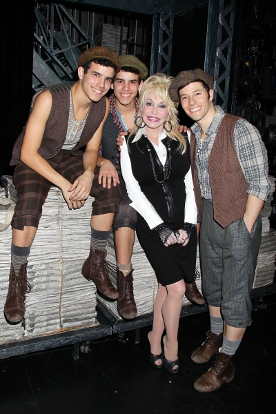 Photo Flash: Dolly Parton Visits NEWSIES! Image