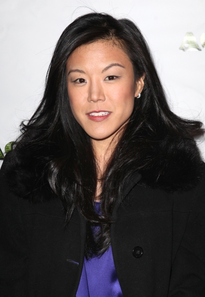 Photo Coverage: DEAD ACCOUNTS - Red Carpet Theatre Arrivals  Image