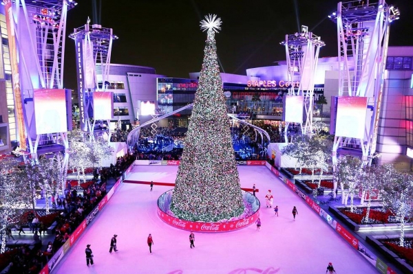 Photo Flash: First Look at Brightman, Manilow & More in L.A. LIVE's HOLIDAY TREE LIGHTING 