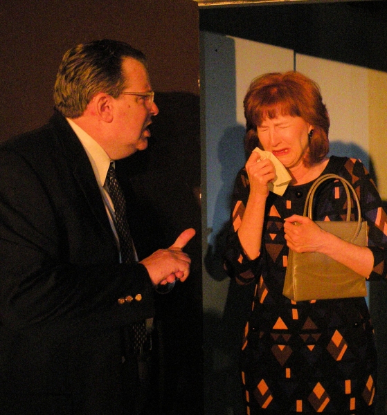 Photo Flash: First Look at Theatre Southwest's LAST OF THE RED HOT LOVERS Image