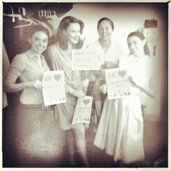 Photo Flash: Saturday Intermission Pics, Dec 1 - ANNIE's Lilla Crawford is 'Lincoln', Broadway Casts Show Solidarity and More!  Image