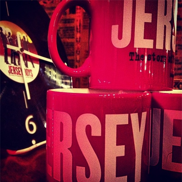 Photo Flash: Saturday Intermission Pics, Dec 1 - ANNIE's Lilla Crawford is 'Lincoln', Broadway Casts Show Solidarity and More!  Image