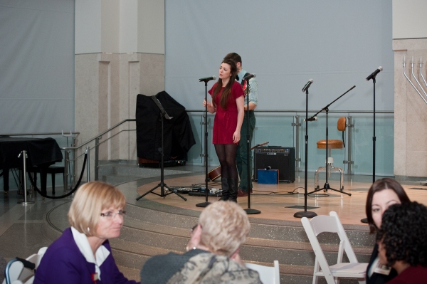 Photo Flash: Desi Oakley and More in LIGHT UP THE NIGHT at Morgan Stanley Children's Hospital  Image