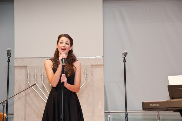 Photo Flash: Desi Oakley and More in LIGHT UP THE NIGHT at Morgan Stanley Children's Hospital 