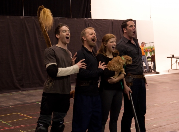 Photo Coverage: Sneak Peek at Toronto's All-Canadian WIZARD OF OZ Image