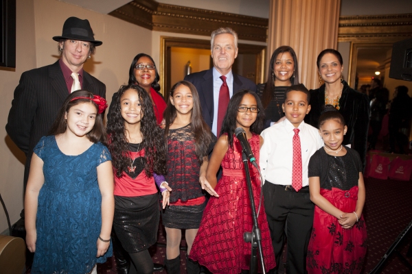 Photo Coverage: New York Foundling Families Visit ANNIE! Image