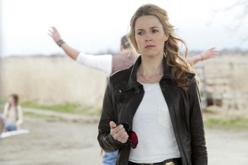 Photo Flash: First Look - Pilot Episode of The CW's Midseason Show CULT Image