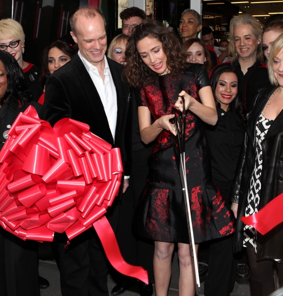 Photo Coverage: Rose Byrne Cuts Ribbon at Sephora Times Square 