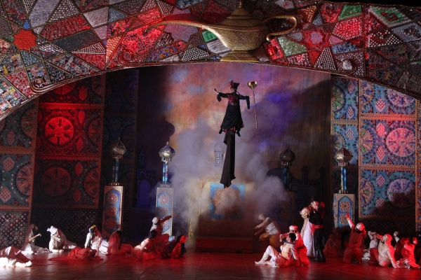 Photo Flash: First Look at Tom Rodriguez, K-La Rivera and More in ALADDIN Image