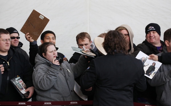 Photo Coverage Exclusive: At the Stage Door of the 35th Kennedy Center Honors  Image