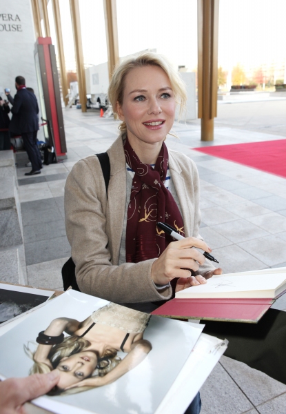 Photo Coverage Exclusive: At the Stage Door of the 35th Kennedy Center Honors  Image