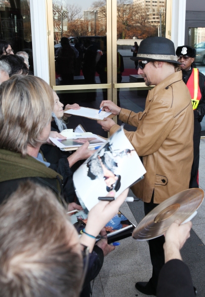 Photo Coverage Exclusive: At the Stage Door of the 35th Kennedy Center Honors 