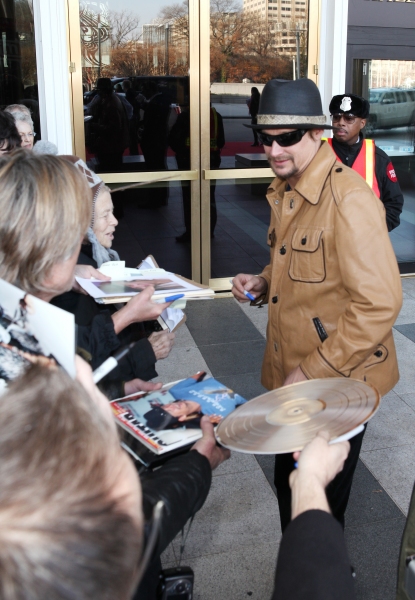 Photo Coverage Exclusive: At the Stage Door of the 35th Kennedy Center Honors 