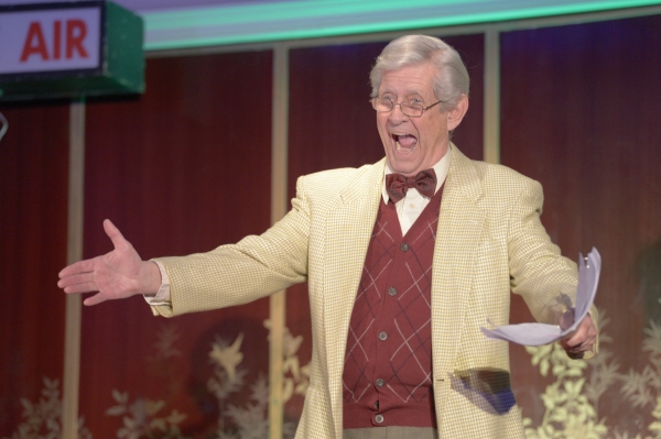 Photo Flash: Tennessee Shakespeare's IT'S A WONDERFUL LIFE: A LIVE RADIO PLAY Opens Tonight Image