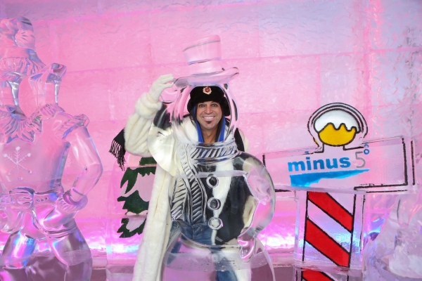 Photo Flash: Carrot Top, Michael Godard and More at Minus5 Ice Bar's Winter Wonderland Experience Image
