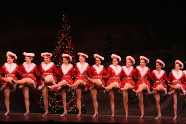 Photo Flash: First Look at Reagle Music Theatre's CHRISTMASTIME Image