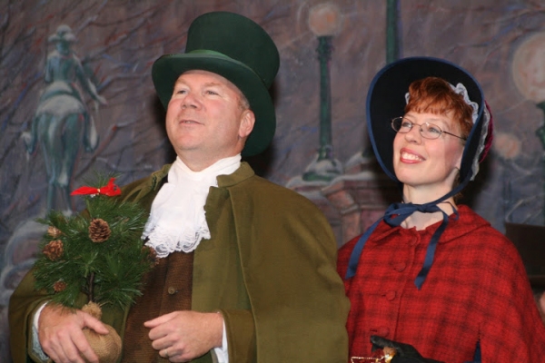 Photo Flash: First Look at Reagle Music Theatre's CHRISTMASTIME Image
