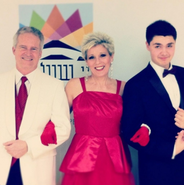 Photo Flash: Saturday Intermission Pics, Dec 8, Part 2 - SCANDALOUS Says Farewell, EVITA's Secret Santa, Elves on Shelves, and More! Image