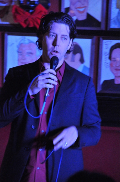 Photo Coverage: James Barbour Brings Holiday Concert to Sardi's Image