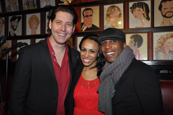 Photo Coverage: James Barbour Brings Holiday Concert to Sardi's Image