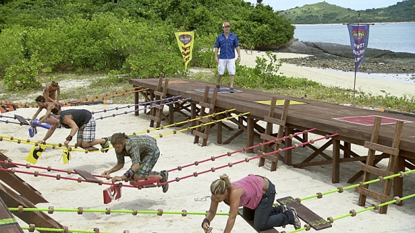 Photo Flash: First Look at Tomorrow's SURVIVOR: PHILIPPINES, 12/12 Image