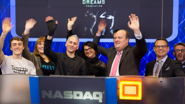 Photo Flash: Tony Vincent & Broadway Dream Foundation Ring NASDAQ Bell Image